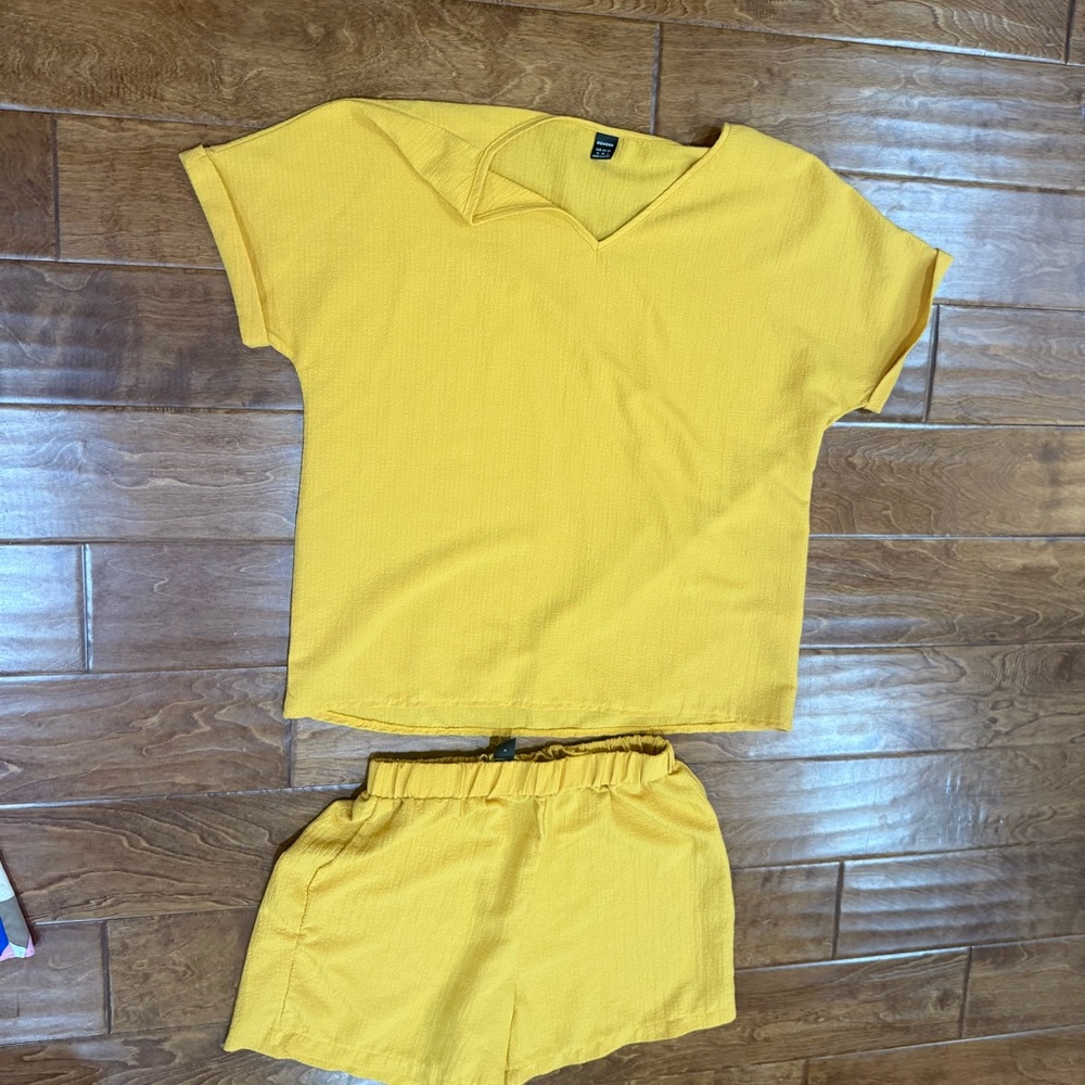 Like New Size M SHEIN Yellow V-Neck Top and Shorts Set
